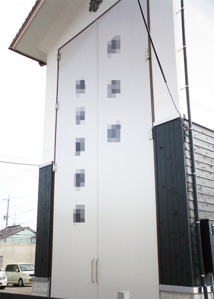 山車(神輿)専用の大型量開き扉