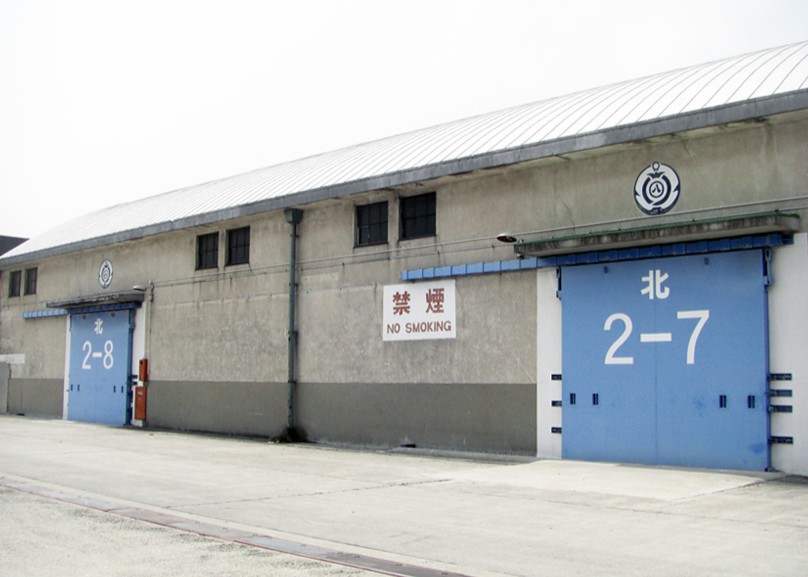 埠頭向け防潮扉