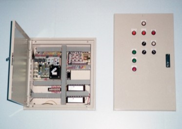 制御盤およびスイッチボックス