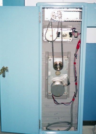 下部電動装置の機構内部