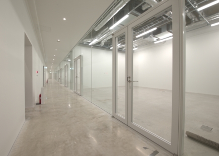 カーテンウォール