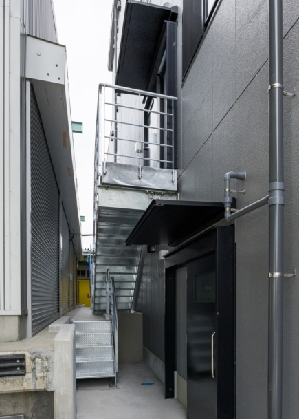 外部めっき階段